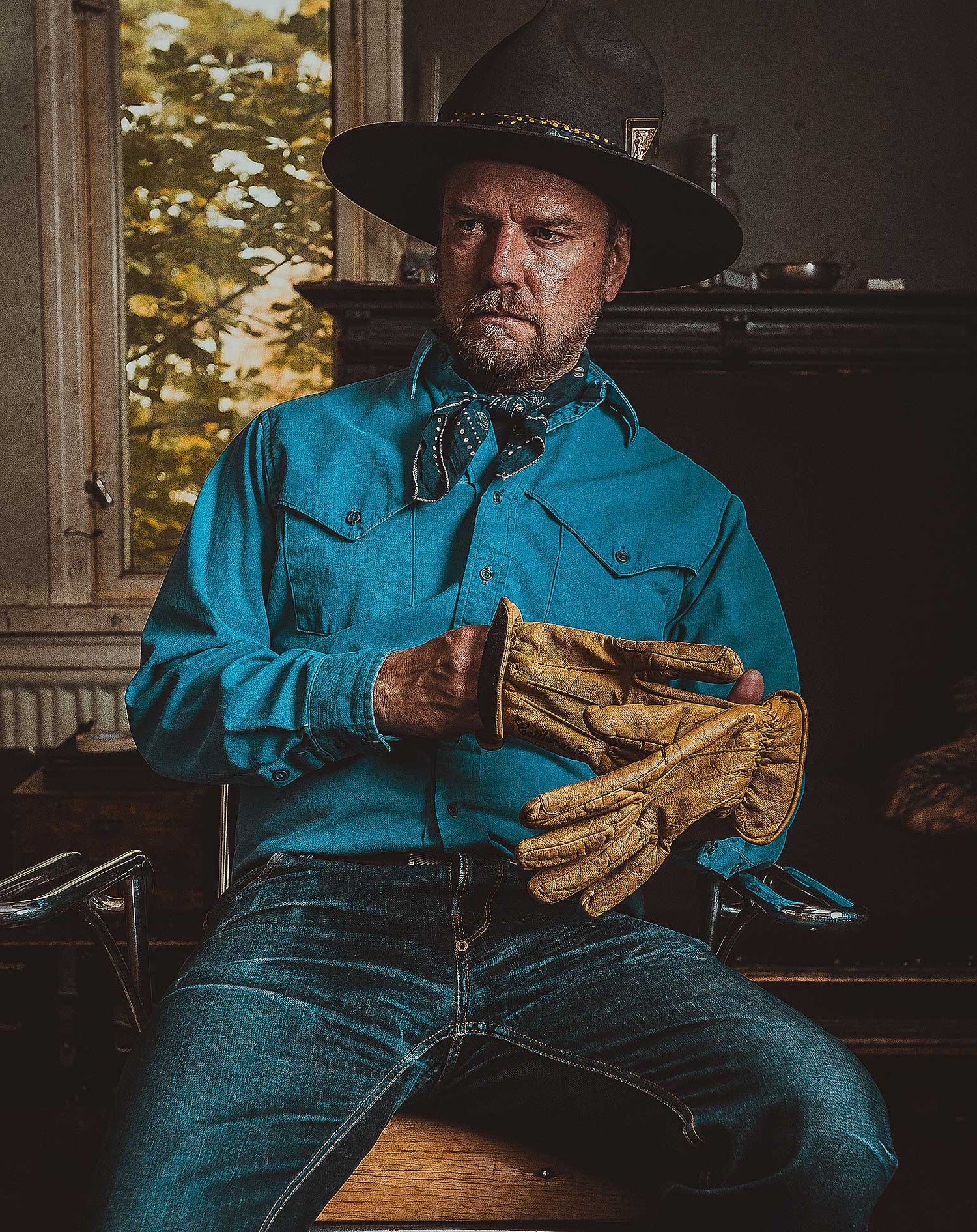 Man wearing a vintage Wrangler Brushpopper Western Shirt