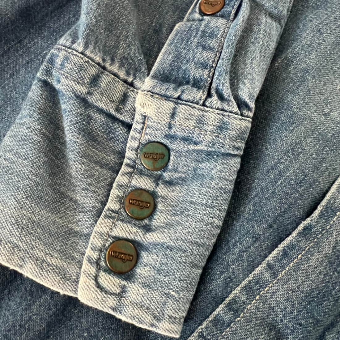 1970s Women's Denim Shirt