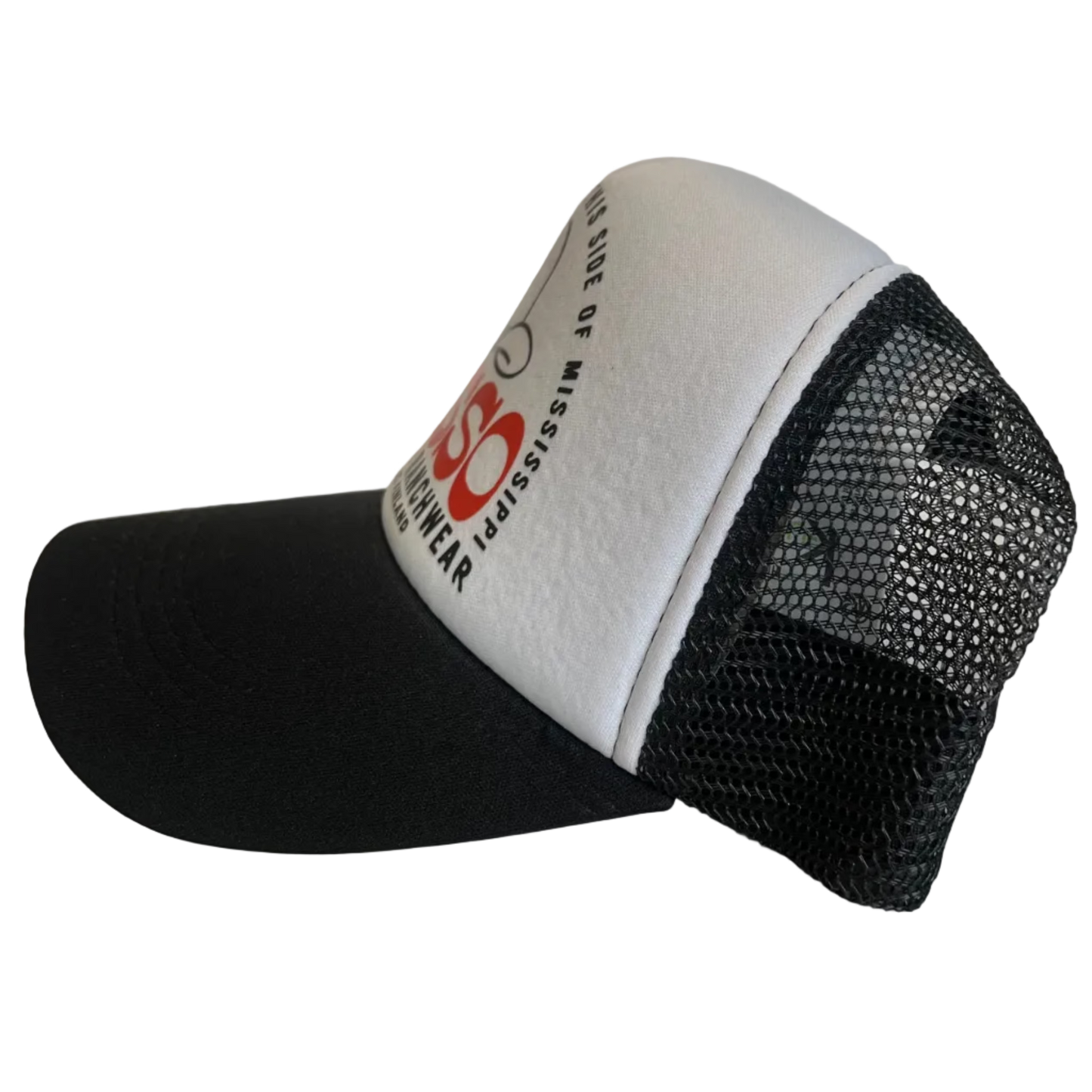 Lasso trucker hat seen from the side