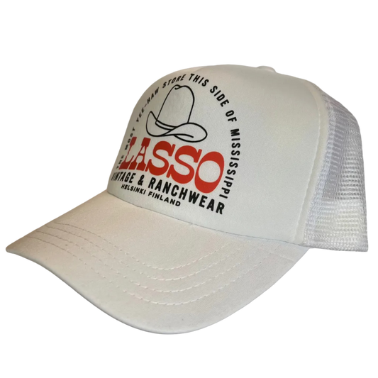 Lasso fam front trucker cap in white