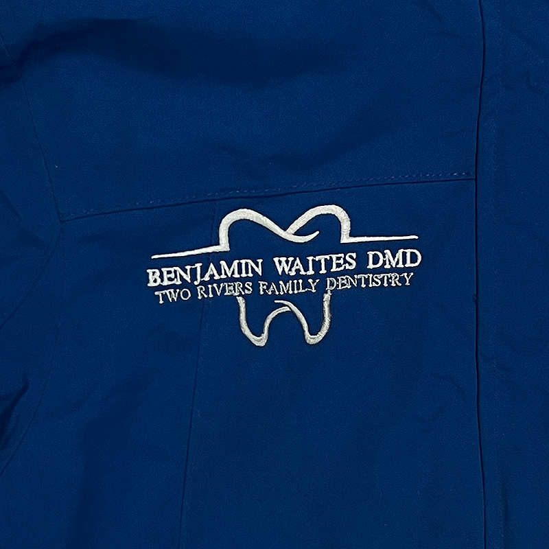 Women's Coat with Dentist Embroidery