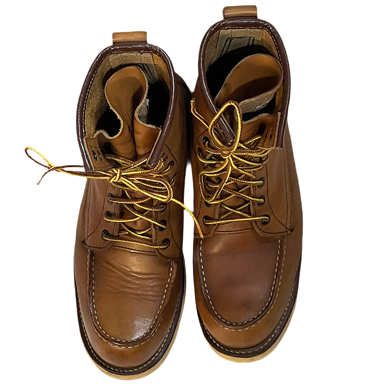 877 Moc Toe ("Irish Setter")