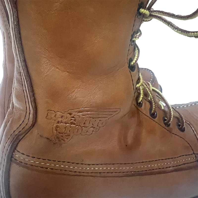 877 Moc Toe ("Irish Setter")