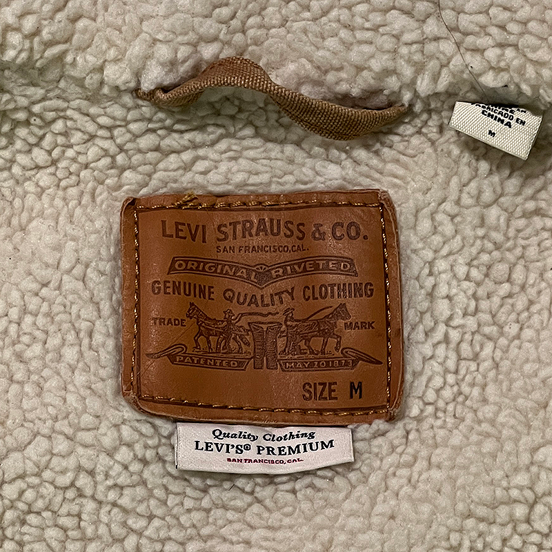 Levi's work jacket size tag.