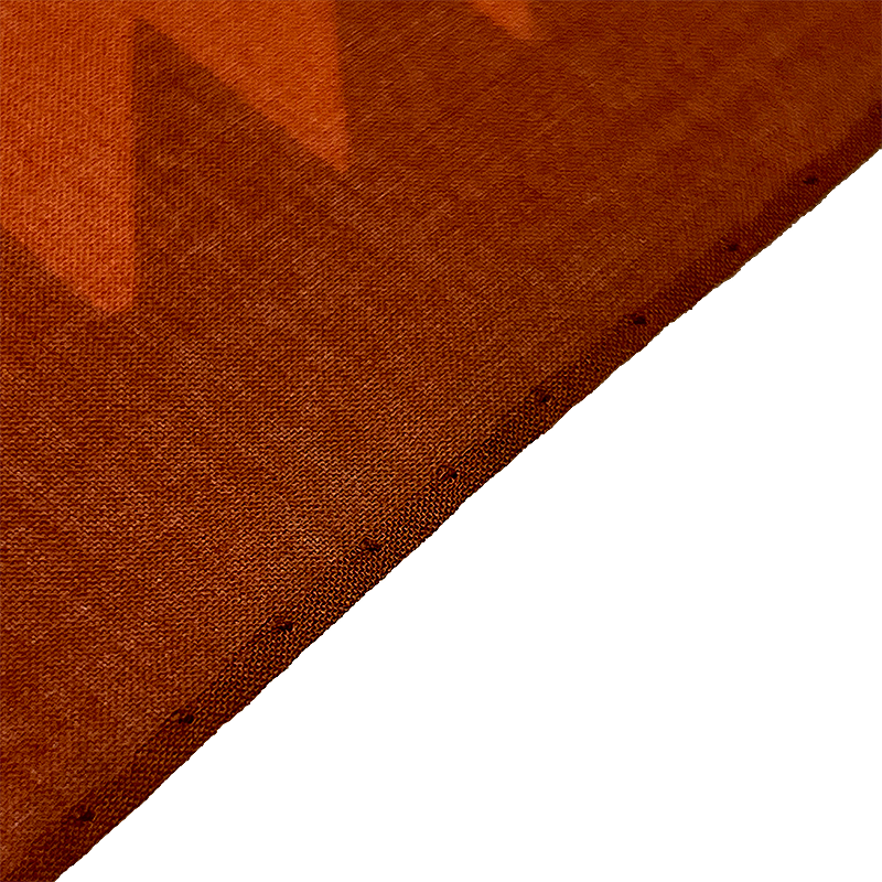 Close-up of the bandana edge.